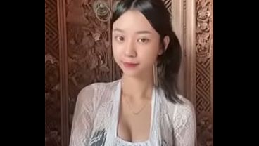 Sindi, Gadis Yang Bikin Jantung Berdebar-debar
