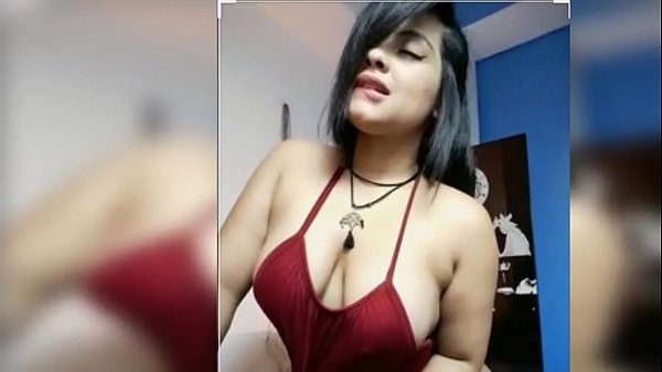 Neha Menggoda Kakak Tirinya Sampai Tak Tahan Dan Memaksanya Masuk Ke Dalam