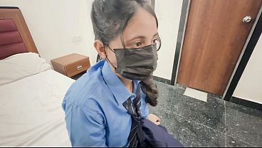 Gadis Desi Dan Murid Sekolah Beraksi Ganas Di Oyo Dengan Audio Hindi Yang Menggoda