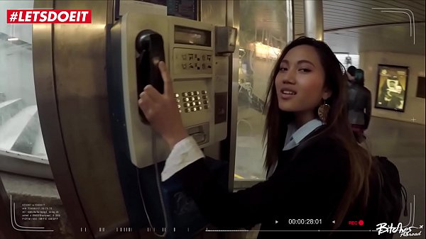 May Thai Digoyang Ganas Di Ranjang Turis Thailand
