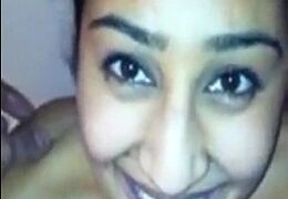 Cewek Delhi Kasih Blowjob India Ke Pacarnya Di Kamar Mandi