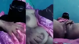 Guru Ngaji Tante Kesepian Main Jari