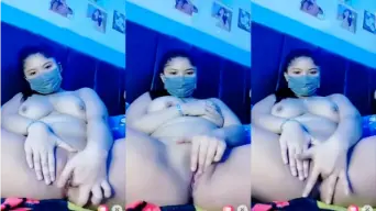 Sosok Fitriyana, Tubuh Seksi Montok Menggoda