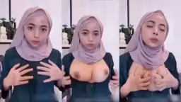 Ukhti Miera Berhijab Dengan Payudara Montok Dan Bulat Sempurna