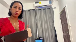 Leyne Rodriguez, Ibu Tiri Montok Terjebak Dan Dihardiki Anak Tiri Yang Bergairah