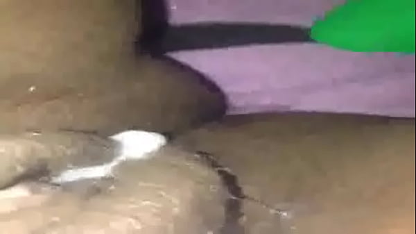 Crot Muncrat Habis-habisan Di Memek India Sange