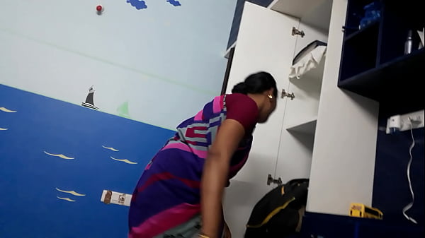 Desi Pembantu Baru, Siap Digebuk Di Setiap Sudut Rumah.