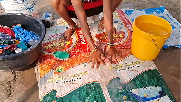 Desi Istri Desa Telanjang Bugil Ngentot Anal Keras Sampai Menjerit-jerit