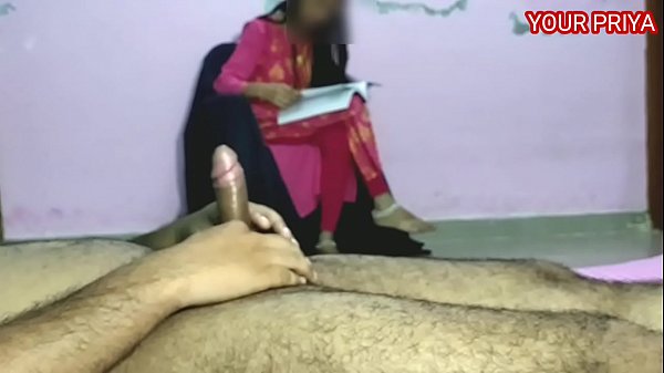 प्रिया को चोदकर गांड फाड़ दी, हिंदी गालियों की आवाज़ के साथ