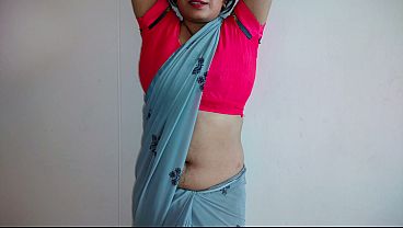 প্রিয়ার পুরনো প্রেমিক সাসুরালে ঢুকে মজা করল, তার শাশুড়ি সামনে থেকে দেখল