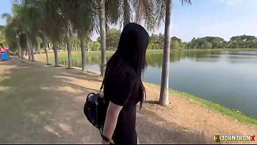 Johntronx – Cewek Thailand Montok, Toket Gede, Pantat Bongsor, Digenjot Ngebut Sampe Meringis.