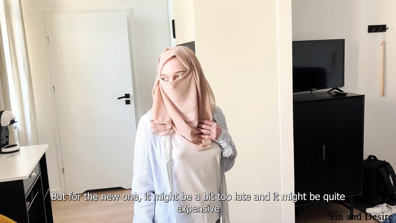 “i’ve Never Seen Anything Like That Before.” Shy Arab Stepmom Can’t Take Her Eyes Off Her Stepson’s Uncut Dick In A Shared Bed.