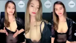 Host Cantik Pirang Pamerin Uting Nenen, Bikin Mending Gak Bisa Tidur