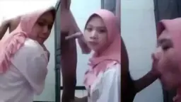 Jilbab Pink Ngewe Kontol Gede Panas Banget