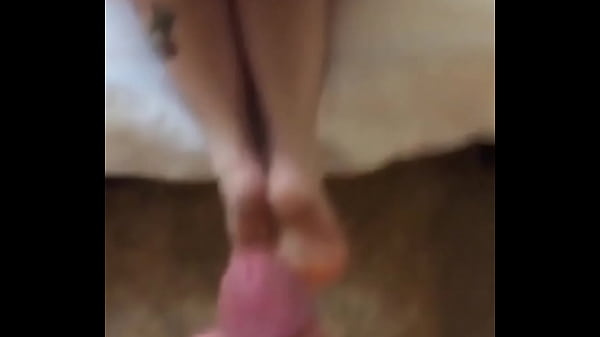 Ceweknya Dikocok Sampai Muncrat Di Mulut, Video Porno Amatir Paling Hot