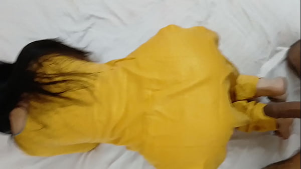 Bokep Tante India Bokong Gede Ngewe Gaya Doggy Bikin Makin Panas