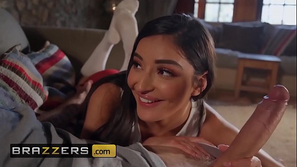 Remaja Doyan Yang Gede – Emily Willis Dan Danny D – Latihan Bikin Pelacur Sempurna – Brazzers