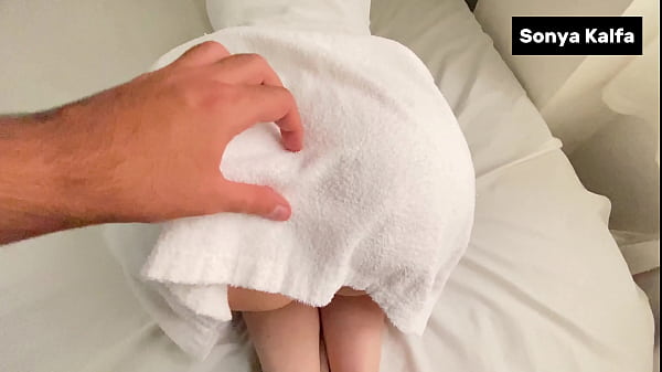 Ibu Tiri Seksi Digenjot Habis Abis Abis Abis Setelah Renang