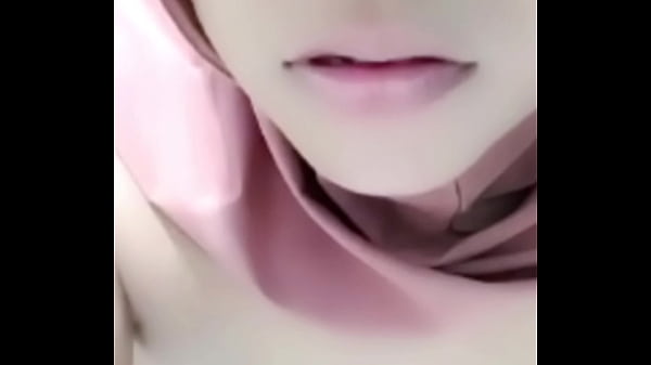 Masturbasi, Memekku Gatel Banget, Pengen Digenjot Kontol Gede Sampe Crot.