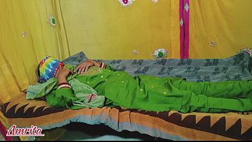 Sialan, Doi Lagi Ngegebet Si Kakak Ipar Desi India, Nggak Tahan Lagi, Langsung Digebukin Di Ranjang.
