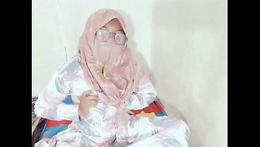Tante Sange Indonesia Lagi Viral Colmek Pake Botol, Bikin Makin Greget.