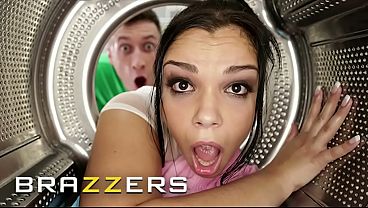 Brazzers – Jalanan Macet Parah, Cewek-cewek Nekat Ngewe Liar Bareng Bintang-bintang Terpanas