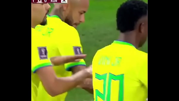 Brasil Ngebokong Korea Langsung Di Depan Mata!!! Neymar Dan Gengnya Pesta Panas
