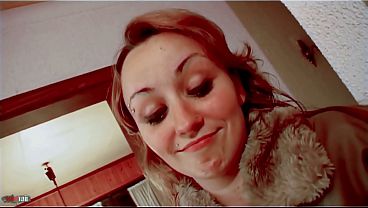Krystal Si Bule Arab Seksi Digoda Dan Digencet Keras Di Sofa Sama Terry