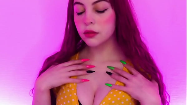 Moona Asmr Ala Rusia Bikin Basah Telinga Lo