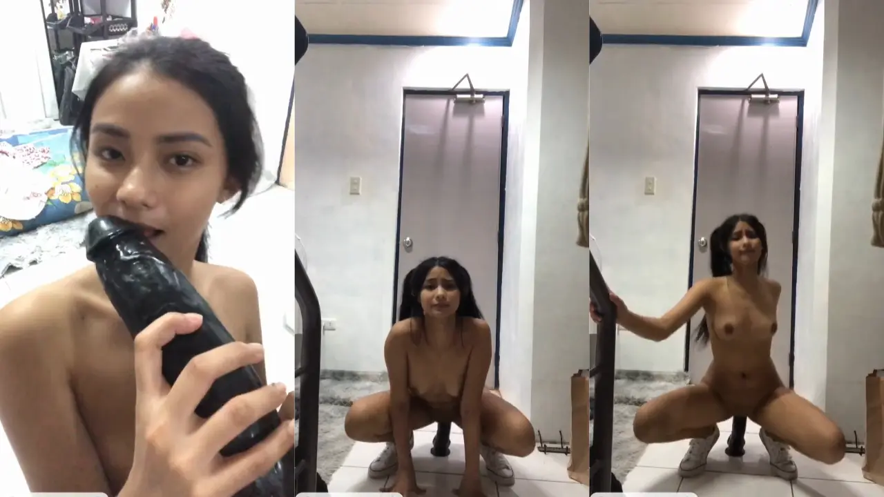 Bella Tocil Doyan Ngerasain Kontol Karet Hitam Gede Banget