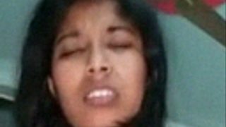 Desi Cewek Sempit Basah Ngebut Naikin Kontol Keras Pacar