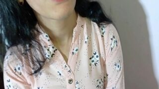 Istri Kesepian Digarap Habis-habisan Sama Tuan Rumah Pas Service Rumah.