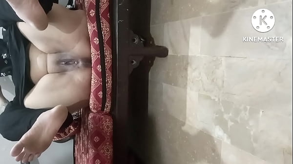 Pakistani Desi Bhabhi Pagi-pagi Digoyang