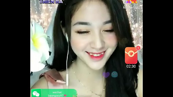 Cewek Asia Goyang Goyang Hot Di Live Uplive, Bikin Ngaceng