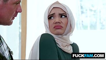 Ngentot Pertama Hijab Manis Sama Tukang Ledeng, Jason Sarcinelli & Naudi Nala Bikin Muncrat