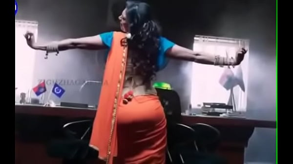 Desi Pantat Montok Dibalut Saree Bikin Meleleh