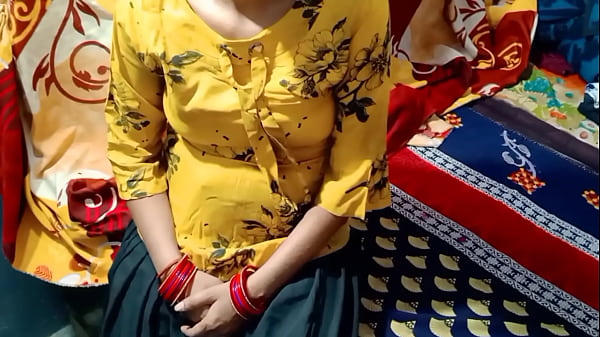 Ibu Tiri India Digenjot Di Kamar Sama Adik Tiri.