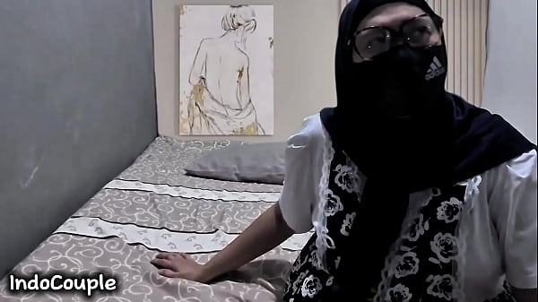 Istri Montok Indo Lagi Seru Main Anal Sama Selingkuhan Rahasianya