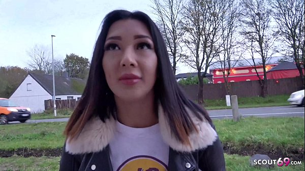 Cewek Thailand Asli Flensburg Dijembrengin Di Casting Jalanan, Ngenyangin Habis-habisan Sama German Scout.