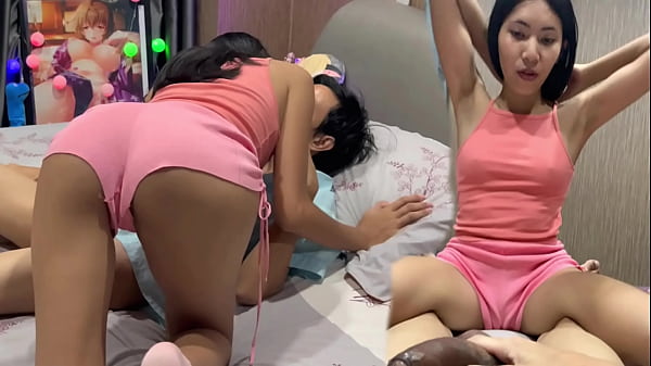 Tiri Panas Memuaskan Nafsuku, Dia Biarin Aku Rekam Juga!