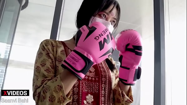Gadis Petarung Ufc Desi Pukulannya Bikin Mampus, Gaya Pro Banget!