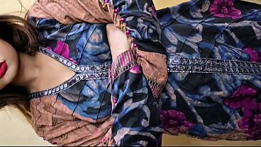 Paki Desi Cewek Dipanggil Ke Rumah, Digenjot Sambil Dirty Talk Hindi Full Panas.