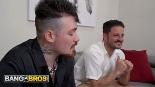 Bangbros – Cassie Lenoir Si Pelacur Seksi Kasih Ngentot Panas Ke Bapak Beruntung, Muka Penuh Air Mani.