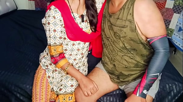 Mami Ko Paise Kamane Ka Ganda Tarika Bataya, Fir Usi Se Chut Chodwaya