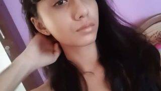 Desi Cewek Pamer Selfie Bugil.