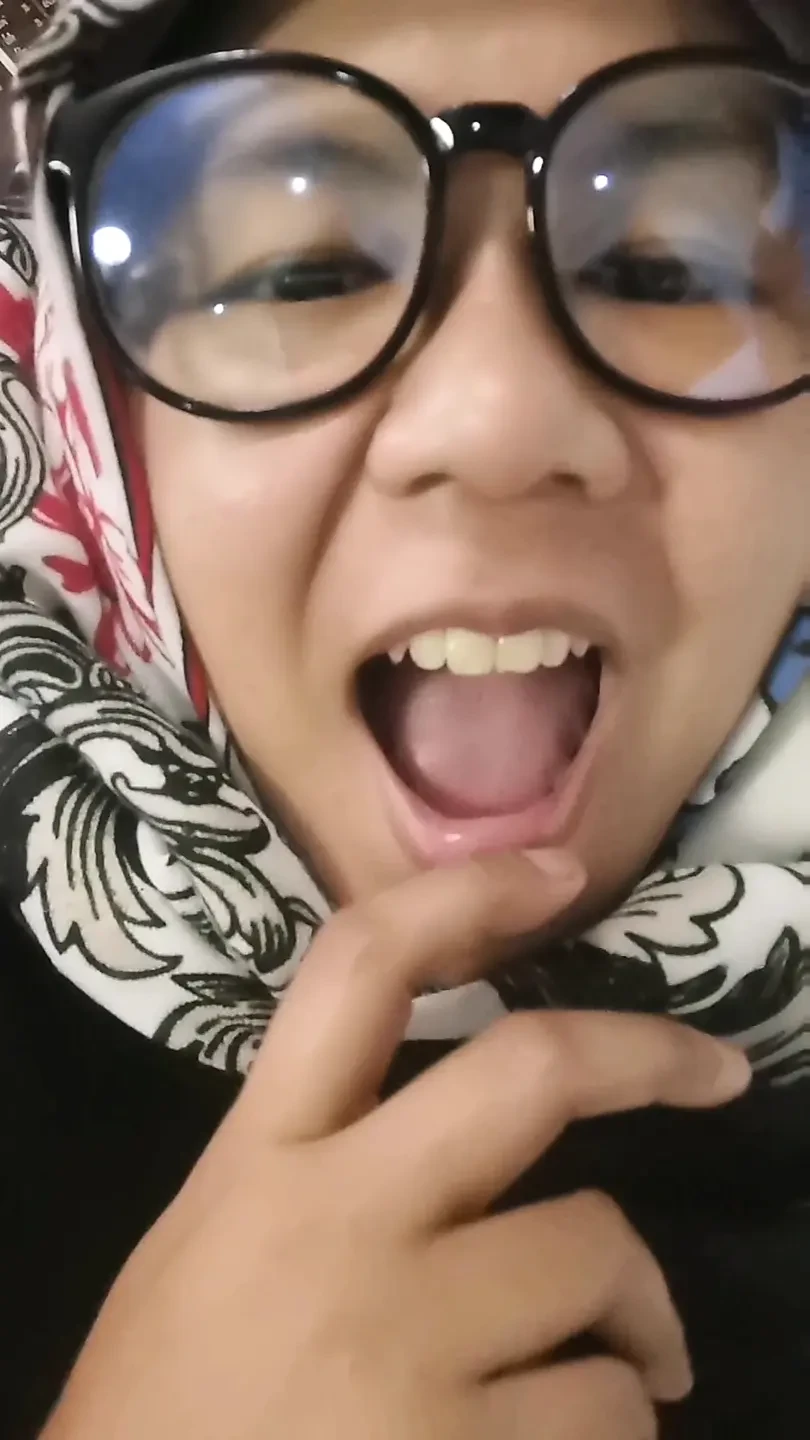 Pov : Indonesia Viral Girl In Her Room