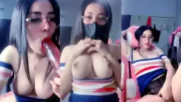 Rosalinda Si Cantik Binal, Toket Montok Bikin Ngiler.