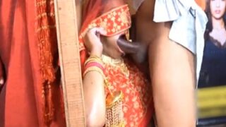 Video Mesum Desi Malam Pertama, Mertua Ngewe Mantu Di Ranjang Pengantin