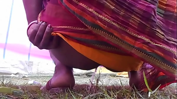 Desi Bulu Becek Becek Piss