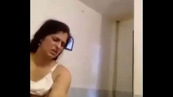 Tentu, Berikut Satu Alternatif Judul Dalam Gaya Vulgar, Seksi, Dan Erotis Dengan Tetap Mempertahankan Makna Aslinya:
Desi, Si Binal Yang Bikin Nafsu Menggebu-gebu